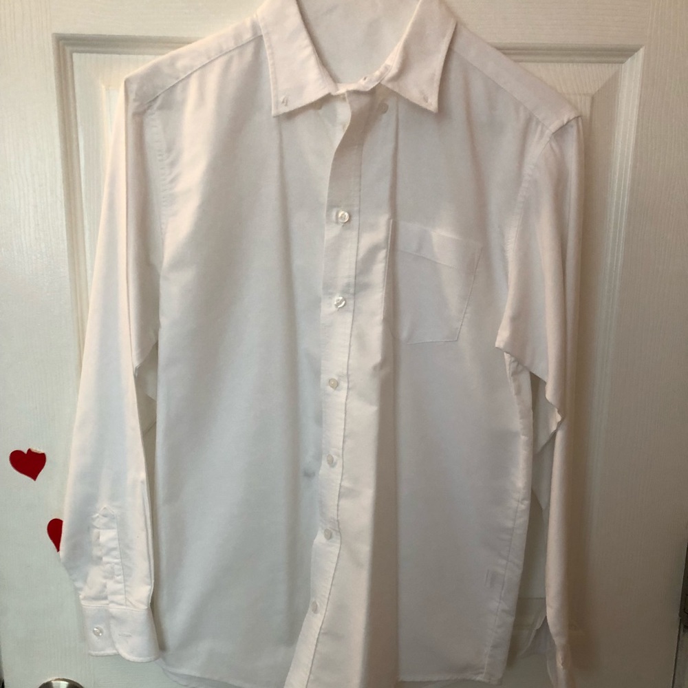 CHAPS WHITE BUTTON DOWN DRESS SHIRT